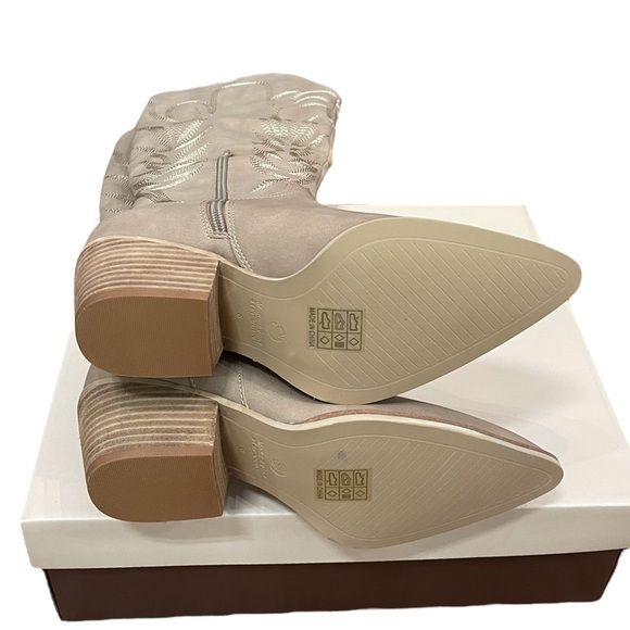 Oasis Society Samara Embroidered Knee High Boots - Picture 4 of 7